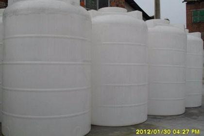 31 重庆塑胶容器供应,水箱品种齐全,水箱性能稳定 百业网